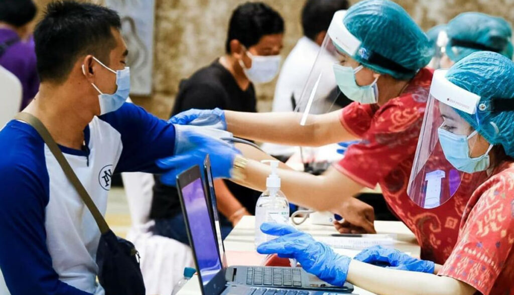 COVID-19 tại Đông Nam Á: Bão dịch đang tràn qua nước nào? [Cập nhật]